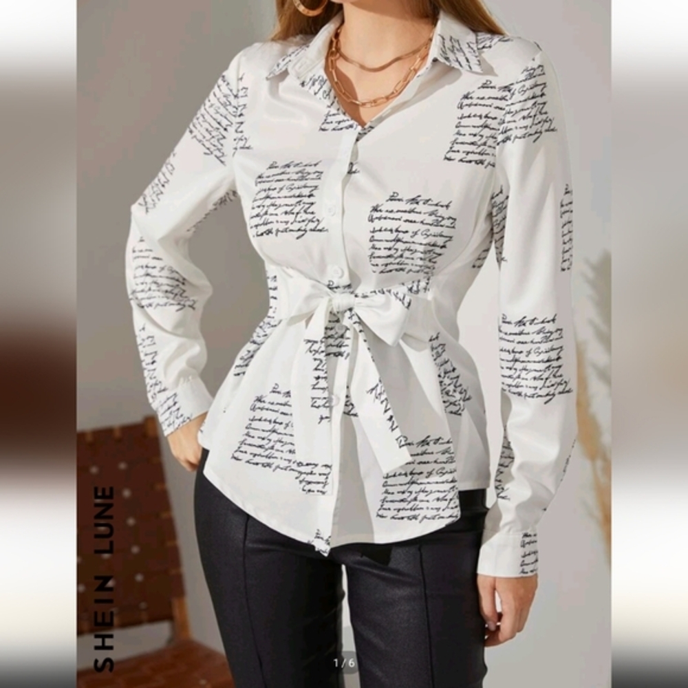 SHEIN Graphic Blouse